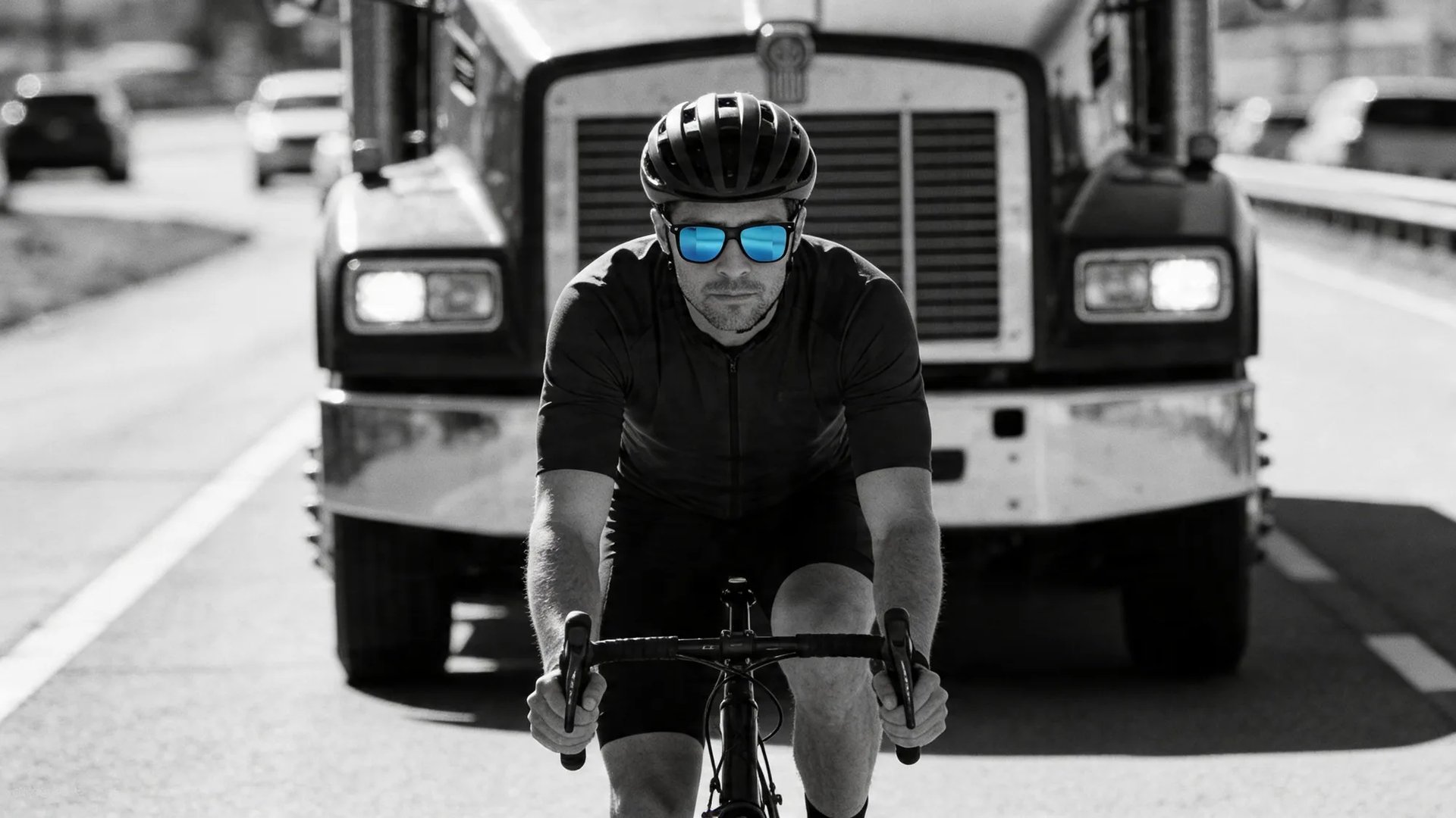Cycling application — HINDSIGHT rear-view mirror lens for cyclists.
